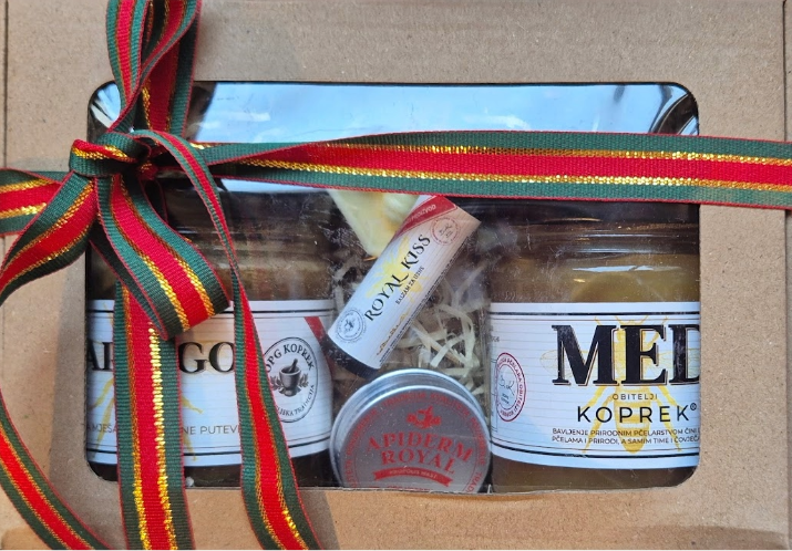 image22 koprek božićni poklon paket